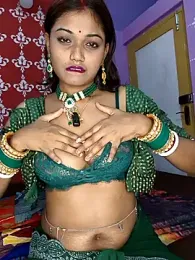 Sweet-priyaa — вебкам-модель онлайн на stripchat