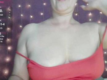 SoftMoon — Bongacams stream photo (Aug 2026)