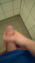 Dickersw02 — Cam4 stream photo (May 2026)