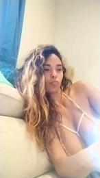 Asiancat83 — Cam4 stream photo (Apr 2026)