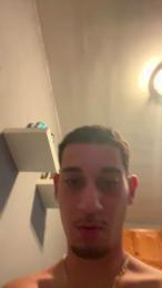 Badddboyyy_ef — вебкам-модель онлайн на cam4