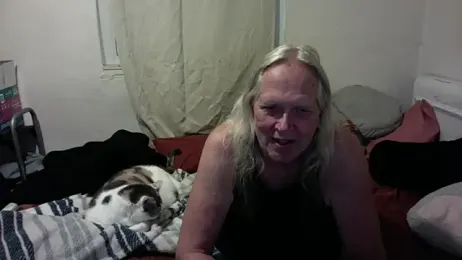 OldLadySara — Stripchat stream photo (May 2026)