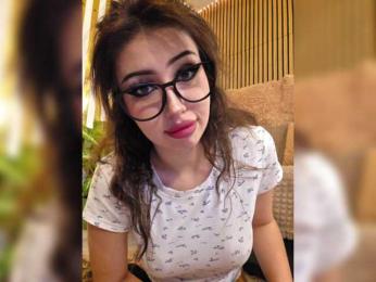 -Violetttttka- — вебкам-модель онлайн на bongacams