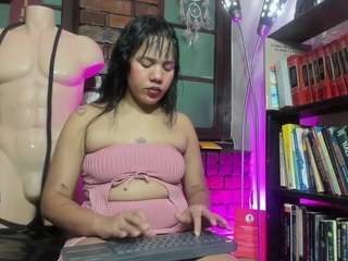 dominatrizarlette — Camsoda stream photo (Aug 2026)