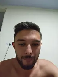 Tigrao18m — вебкам-модель онлайн на stripchat