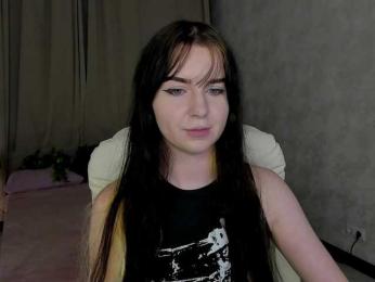 Coldbby — вебкам-модель онлайн на bongacams