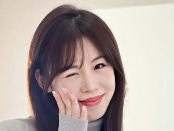 LilyWise — Livejasmin profile photo