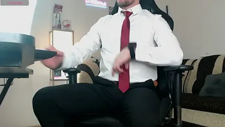 marioslim — вебкам-модель онлайн на stripchat