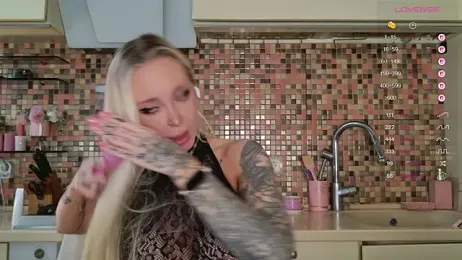 2badforyou — Stripchat stream photo (Apr 2026)