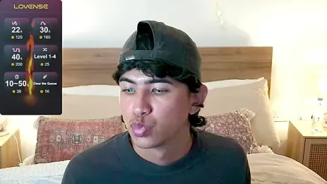 olly_jerez — вебкам-модель онлайн на stripchat