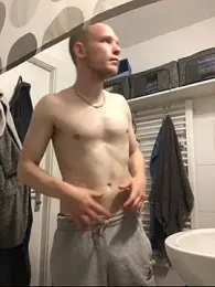 Spielzeugtwink — Stripchat stream photo (Jun 2026)