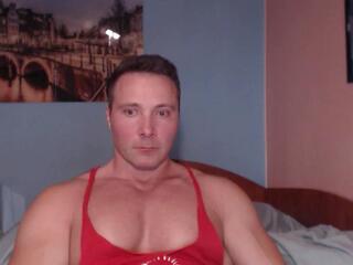 Hunky Muscle — вебкам-модель онлайн на flirt4free