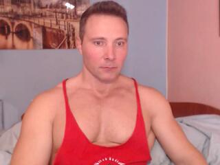 Hunky Muscle — вебкам-модель онлайн на flirt4free