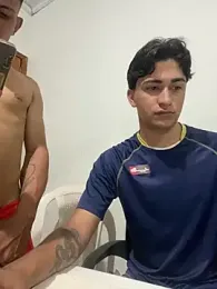 Tavinho067 — вебкам-модель онлайн на stripchat