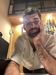 jonnibravo97 — вебкам-модель онлайн на stripchat