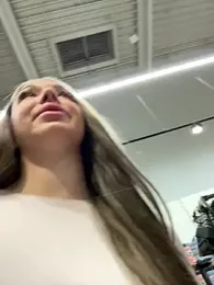 barbiehumpxxx — вебкам-модель онлайн на stripchat