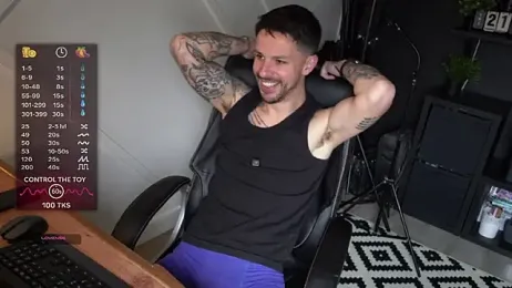 monsieurguitsxxx — Stripchat stream photo (Mar 2026)