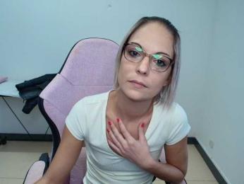 alixfeeling — Bongacams stream photo (Sep 2025)