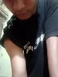 YourTeenBoy21 — вебкам-модель онлайн на stripchat