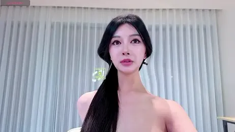 2Zoe — вебкам-модель онлайн на stripchat