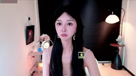 2Zoe — вебкам-модель онлайн на stripchat