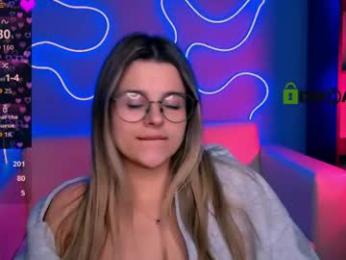 luckybabymeow — Chaturbate stream photo (Apr 2026)