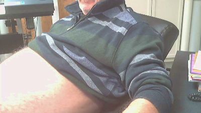 usualbear — Cam4 stream photo (Dec 2025)