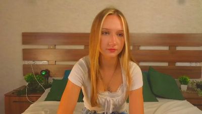 TinaPage — Cam4 stream photo (Sep 2026)