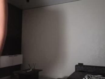 hoaarisa — вебкам-модель онлайн на chaturbate