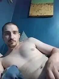 Heyyyimb — вебкам-модель онлайн на stripchat