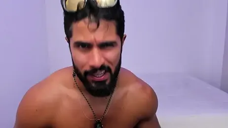 Santiago_huntt — Stripchat stream photo (Apr 2026)