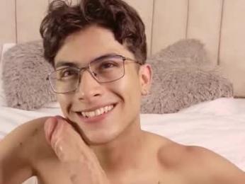 aaron_eze — chaturbate