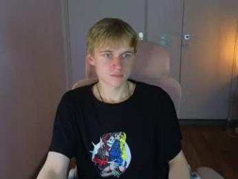 avenrey — Chaturbate stream photo (Oct 2026)