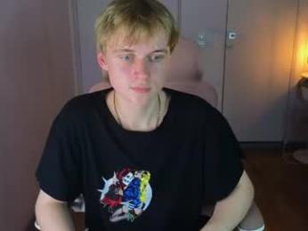 avenrey — Chaturbate stream photo (Oct 2026)