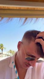 alex223 — вебкам-модель онлайн на cam4