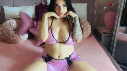 Emma_Gunner — вебкам-модель онлайн на skyprivate