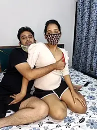 ITZ_GURU — Stripchat stream photo (Apr 2026)