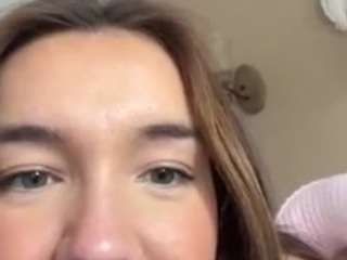 jadebay — Camsoda stream photo (Mar 2026)