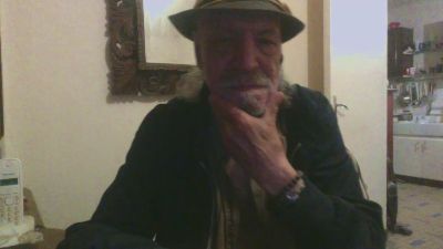 bolookin — Cam4 stream photo (Jun 2026)