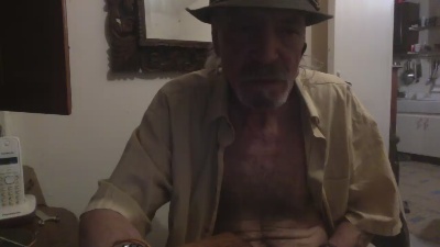 bolookin — Cam4 stream photo (Jun 2026)