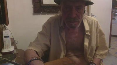 bolookin — Cam4 stream photo (Jun 2026)