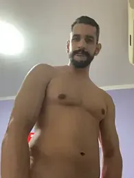 Raeuww — Stripchat stream photo (Jul 2026)