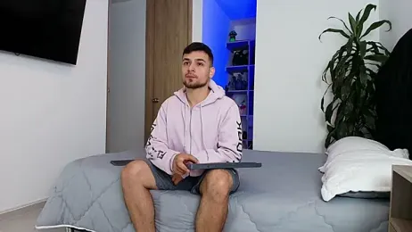 Two_sinzXX — вебкам-модель онлайн на stripchat