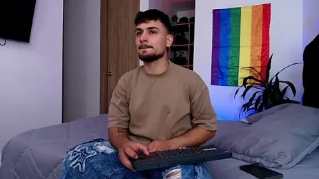 Two_sinzXX — вебкам-модель онлайн на stripchat
