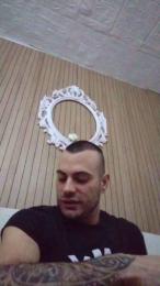 Viki84 — вебкам-модель онлайн на cam4