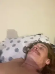 ruivofloripasecrets — вебкам-модель онлайн на stripchat