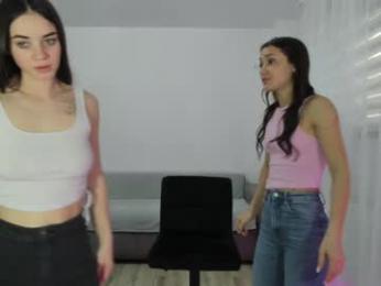 dirtygirls99 — вебкам-модель онлайн на chaturbate