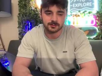 dohmerboyz — вебкам-модель онлайн на chaturbate