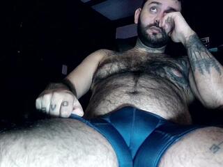 Adrian Velasco — вебкам-модель онлайн на flirt4free