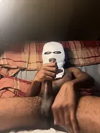 BigSkii — вебкам-модель онлайн на stripchat